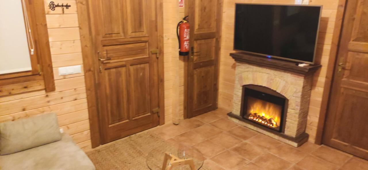 La Dehesilla De Toledo Escapada Romantica Jacuzzi Sillon Tantrico Cobisa Luaran gambar