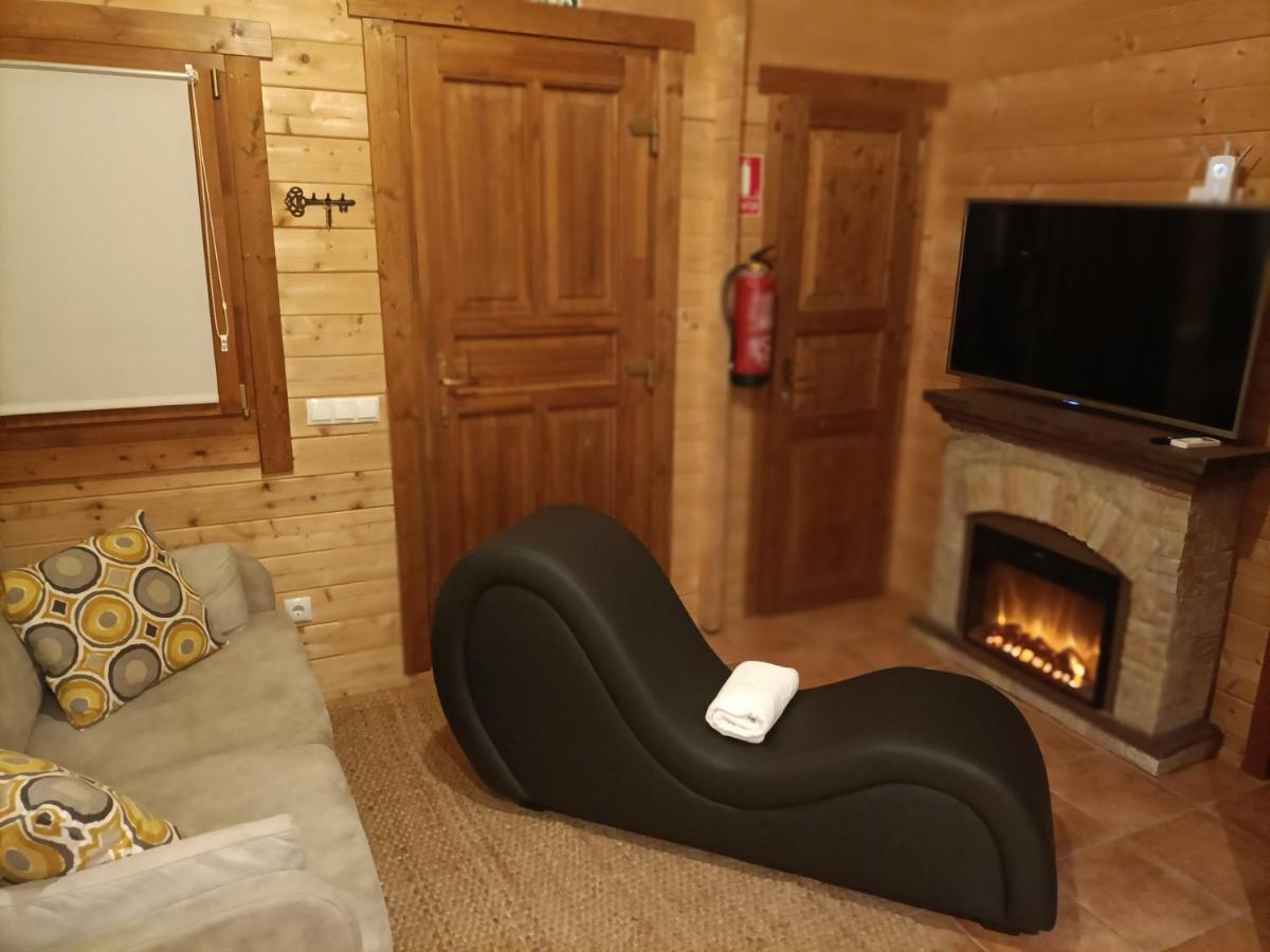 La Dehesilla De Toledo Escapada Romantica Jacuzzi Sillon Tantrico Cobisa Luaran gambar